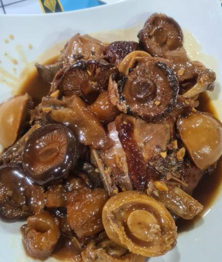 Stewed Duck Sea Cucumber Mushrooms Abalone
