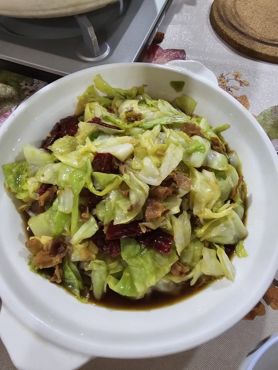 Stir Fried Cabbage with Dried Chilli
